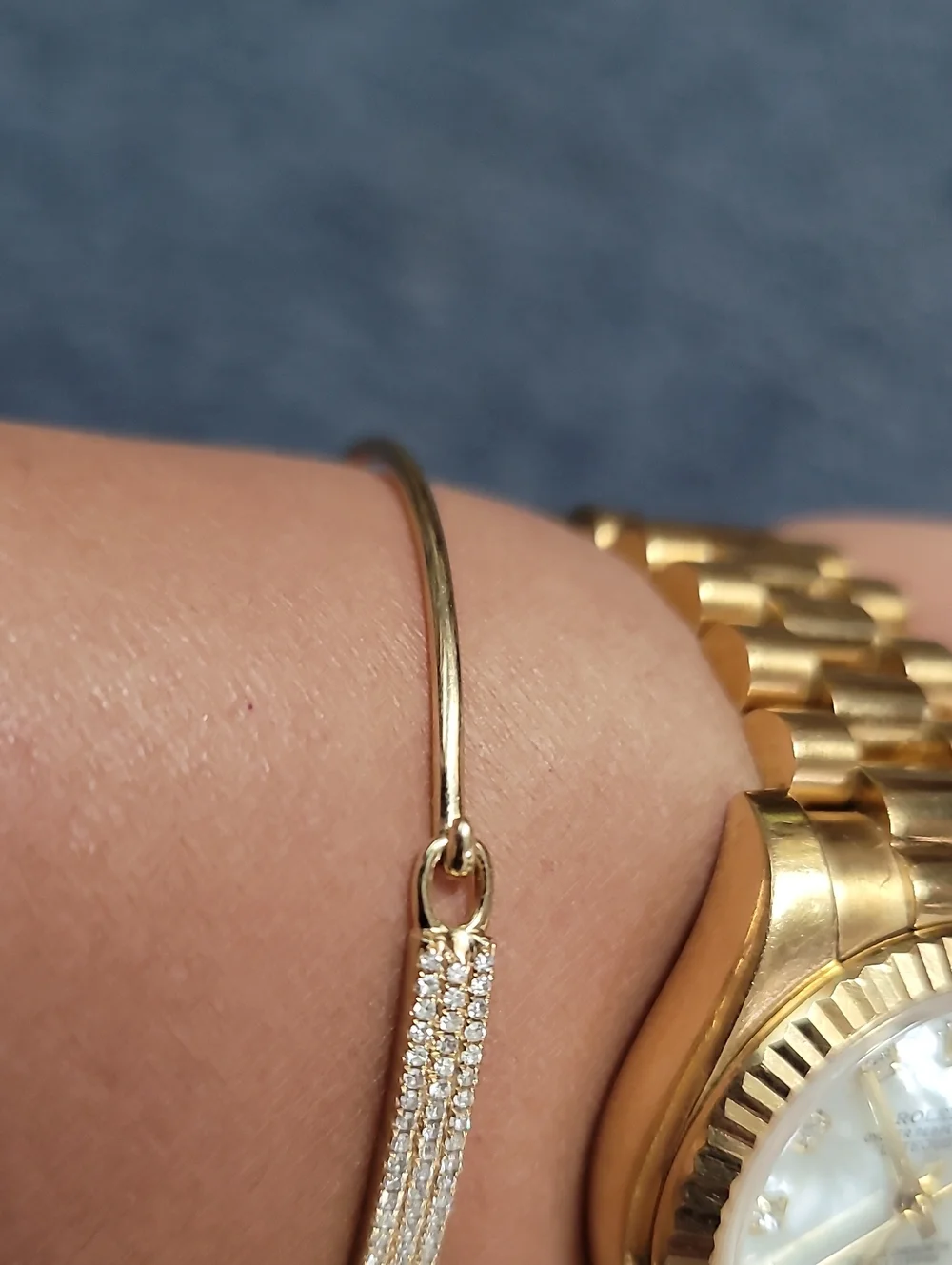 14k Gold Women's Bracelet .Elegant Diamonds  Bar Bangle